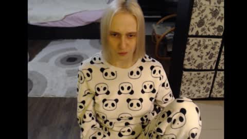 Snapshot of mrsluck chatting on January 2026 11:09:01 PM Sasha online show from January 2026 11:09:01 PM