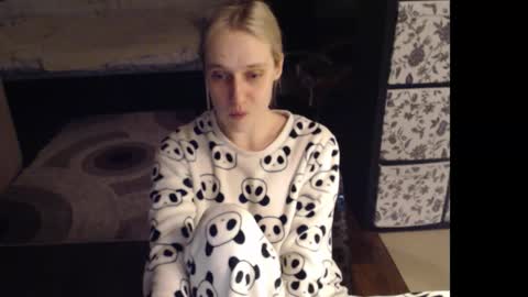 Snapshot of mrsluck chatting on February 2026 03:12:02 AM Sasha online show from February 2026 03:12:02 AM
