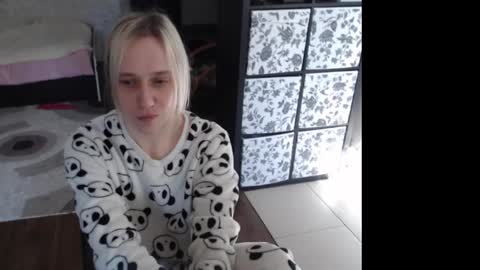 Snapshot of mrsluck chatting on March 2026 07:36:02 AM Sasha online show from March 2026 07:36:02 AM