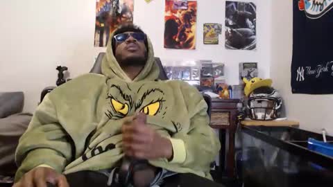 Snapshot of mrsoonicexrated chatting on November 2025 05:07:01 AM mrsoonicexrated online show from November 2025 05:07:01 AM