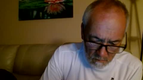 mrtease5 online show from April 2026 09:28:02 AM