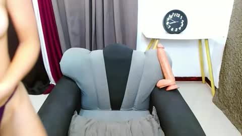 Allison online show from October 2025 08:03:01 AM