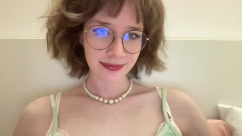 Snapshot of ms_christiana chatting on June 2026 06:41:01 PM ms_christiana online show from June 2026 06:41:01 PM