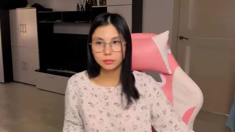 Snapshot of ms_emily_ chatting on September 2025 11:56:02 AM ms_emily_ online show from September 2025 11:56:02 AM