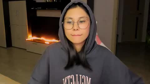 Snapshot of ms_emily_ chatting on September 2025 02:55:01 PM ms_emily_ online show from September 2025 02:55:01 PM