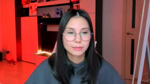 Snapshot of ms_emily_ chatting on October 2025 06:08:01 PM ms_emily_ online show from October 2025 06:08:01 PM