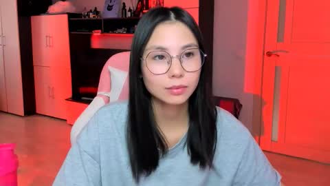 Snapshot of ms_emily_ chatting on October 2025 09:54:02 AM ms_emily_ online show from October 2025 09:54:02 AM