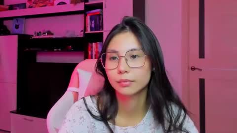 ms_emily_ online show from July 2026 06:46:02 PM