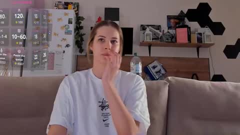 Ms ForYOU online show from November 2025 04:05:01 PM