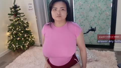 Snapshot of ms_mochii chatting on January 2025 10:19:01 PM R o r i SnapChat heyroriv2 wednesday - sunday Noon oclock mountain - 5pm mountain online show from January 2025 10:19:01 PM