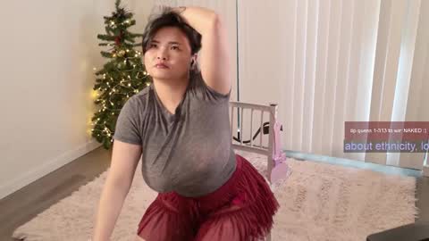 Snapshot of ms_mochii chatting on February 2025 10:31:01 PM R o r i SnapChat heyroriv2 wednesday - sunday Noon oclock mountain - 5pm mountain online show from February 2025 10:31:01 PM