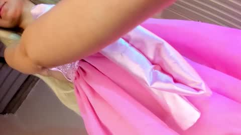 Annabelle  online show from September 2025 12:37:02 PM