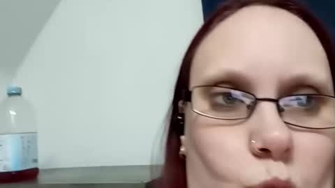 Snapshot of msalls1124 chatting on January 2026 07:34:01 AM melissa online show from January 2026 07:34:01 AM