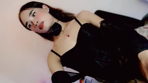 mscherry_ online show from April 2026 05:04:02 PM