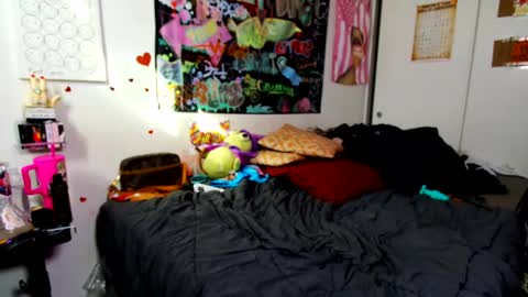 Cunty Luxxe online show from April 2026 03:58:02 PM