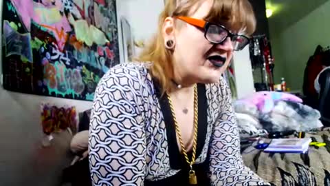Snapshot of mscuntyluxxe chatting on July 2026 10:07:01 AM Cunty Luxxe online show from July 2026 10:07:01 AM