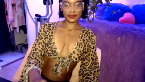 Snapshot of msemonibrown chatting on May 2026 04:52:02 AM CocoSage online show from May 2026 04:52:02 AM