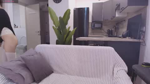 msmelaniaa online show from July 2026 05:04:01 AM