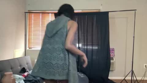 Snapshot of msmerlinmystique chatting on February 2025 05:37:01 PM Merlin Mystique online show from February 2025 05:37:01 PM