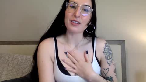 Snapshot of msrubyhayes chatting on December 2024 06:46:02 PM Ruby online show from December 2024 06:46:02 PM