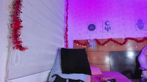 Manuela  online show from December 2024 09:16:02 AM