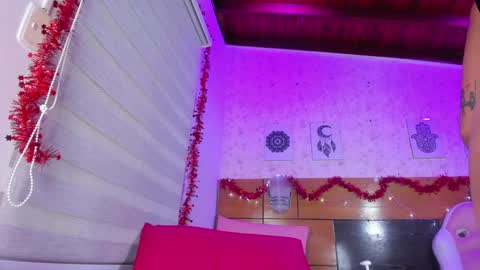 Manuela  online show from December 2024 09:21:01 AM