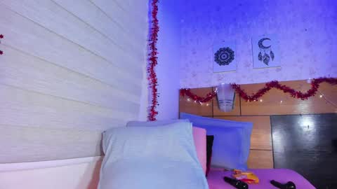 Manuela  online show from January 2025 09:04:02 AM