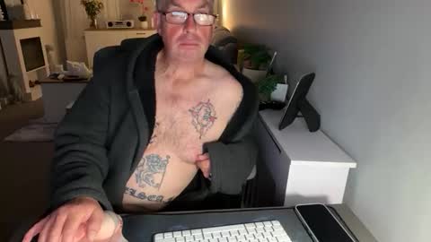 Snapshot of mtb1697 chatting on September 2025 09:26:01 PM mtb1697 online show from September 2025 09:26:01 PM