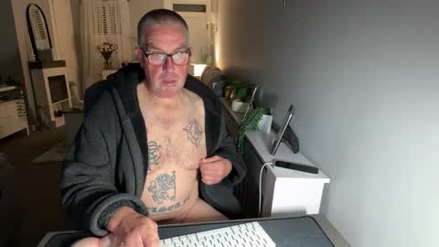 Snapshot of mtb1697 chatting on September 2025 10:59:02 PM mtb1697 online show from September 2025 10:59:02 PM