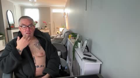 Snapshot of mtb1697 chatting on October 2025 09:21:02 AM mtb1697 online show from October 2025 09:21:02 AM