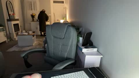 Snapshot of mtb1697 chatting on November 2025 11:43:02 PM mtb1697 online show from November 2025 11:43:02 PM