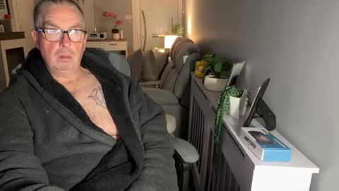 Snapshot of mtb1697 chatting on November 2025 11:37:02 PM mtb1697 online show from November 2025 11:37:02 PM