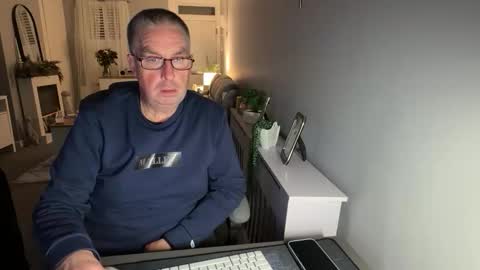 Snapshot of mtb1697 chatting on December 2025 11:02:01 PM mtb1697 online show from December 2025 11:02:01 PM