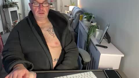 Snapshot of mtb1697 chatting on December 2025 10:44:02 AM mtb1697 online show from December 2025 10:44:02 AM