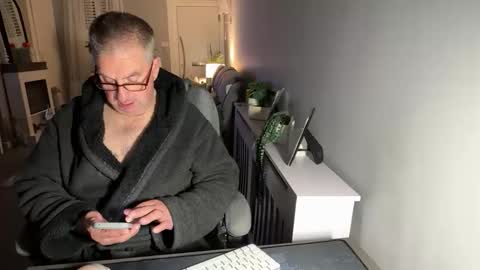 Snapshot of mtb1697 chatting on January 2026 09:18:01 PM mtb1697 online show from January 2026 09:18:01 PM