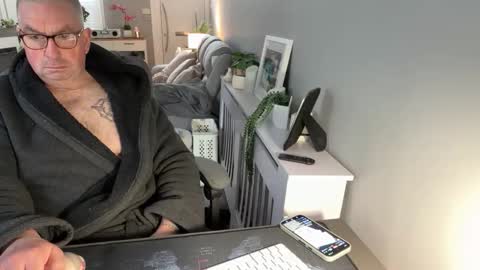 Snapshot of mtb1697 chatting on February 2026 10:44:02 AM mtb1697 online show from February 2026 10:44:02 AM