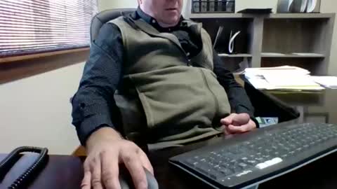 Snapshot of mttoker chatting on April 2026 03:02:01 PM mttoker online show from April 2026 03:02:01 PM