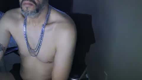 Snapshot of muffdiver718 chatting on January 2025 05:56:01 AM Muffdiver online show from January 2025 05:56:01 AM