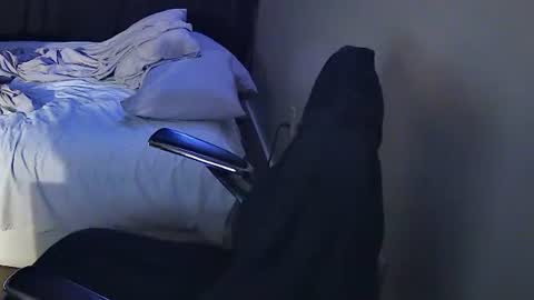 Snapshot of muffdiver718 chatting on January 2025 08:25:01 AM Muffdiver online show from January 2025 08:25:01 AM