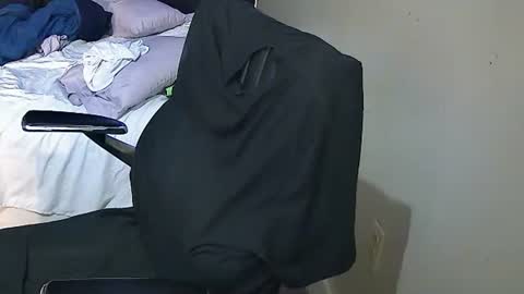 Snapshot of muffdiver718 chatting on January 2025 12:13:01 PM Muffdiver online show from January 2025 12:13:01 PM