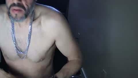 Snapshot of muffdiver718 chatting on February 2025 08:27:02 AM Muffdiver online show from February 2025 08:27:02 AM