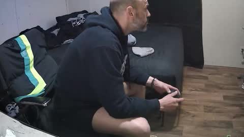 Snapshot of muffdiver718 chatting on February 2026 09:24:02 PM Muffdiver online show from February 2026 09:24:02 PM