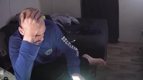 Snapshot of muffdiver718 chatting on February 2026 01:58:01 AM Muffdiver online show from February 2026 01:58:01 AM