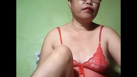muffy_bunny online show from May 2026 06:59:01 PM