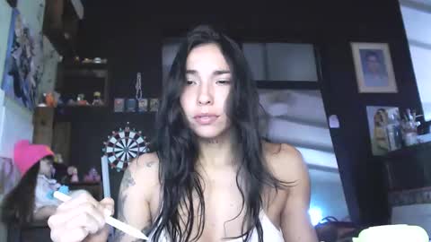 JESSICA online show from October 2025 06:28:02 PM