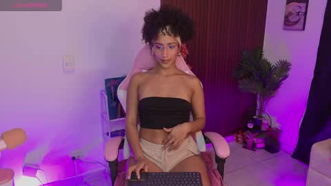 HEY GUYS IF YOU LIKE SEXY SHOW YOU ARE IN THE CORRECT PLACE CU WENESDAY PVT OPEN   TRANSMISSION TIME 5 PM - 10 PM COLOMBIA online show from May 2026 01:45:02 AM