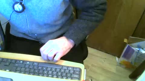 Snapshot of muller520 chatting on March 2025 03:51:02 PM muller520 online show from March 2025 03:51:02 PM