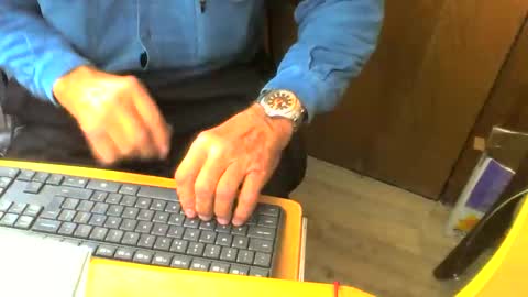 Snapshot of muller520 chatting on September 2025 01:15:01 PM muller520 online show from September 2025 01:15:01 PM