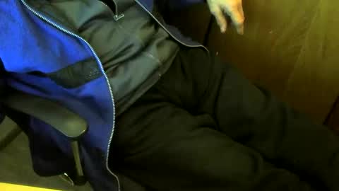 Snapshot of muller520 chatting on December 2025 04:02:01 PM muller520 online show from December 2025 04:02:01 PM