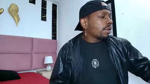 Snapshot of muller_asher chatting on September 2025 03:41:02 AM Muller Asher online show from September 2025 03:41:02 AM